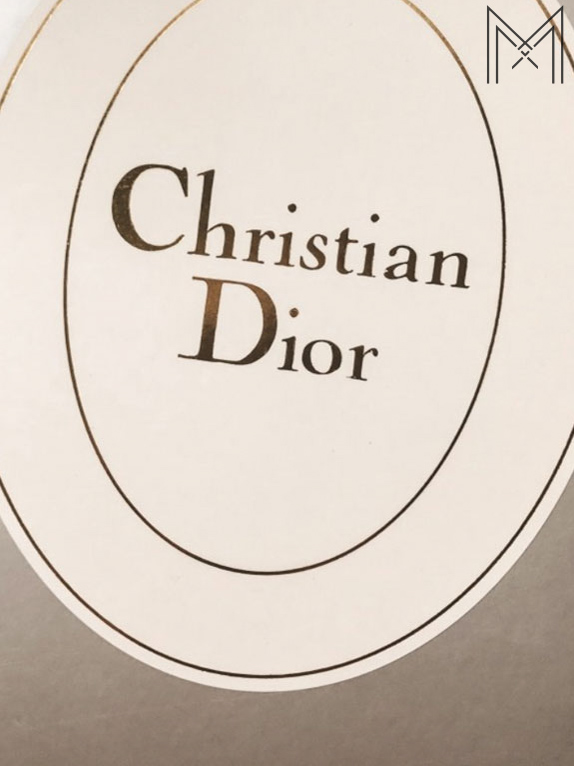 Logo Dior: Ý nghĩa vượt thời gian của thương hiệu thời trang số 1 thế giới 2026