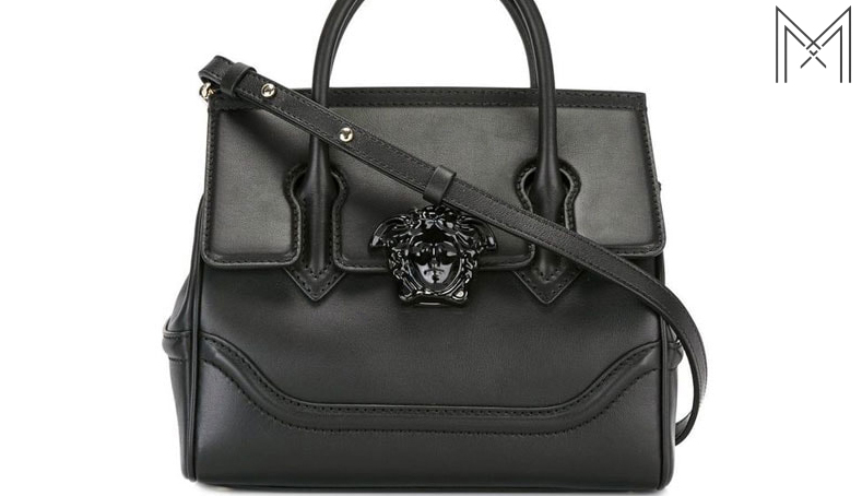 tui deo cheo versace (2) tui deo cheo versace (2)