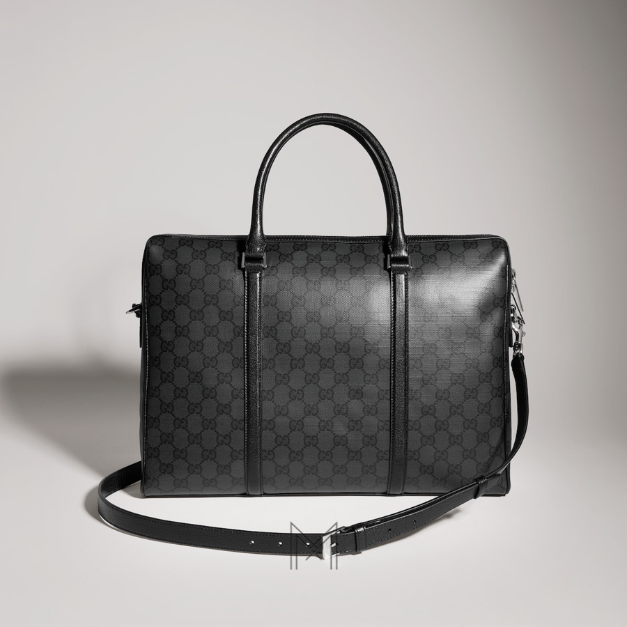 Cặp Gucci Essence màu đen da canvas phủ hoạ tiết GG chính hãng TGG08 2026 Cặp Gucci Essence màu đen da canvas phủ hoạ tiết GG chính hãng TGG08 2026