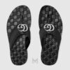 Dép Gucci nam Riviera xỏ ngón màu đen logo kim loại màu bạc MGD7 2026