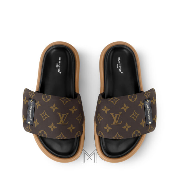 Dép Louis Vuitton Pool Pillow Flat màu nâu hoạ tiết monogram LVD69