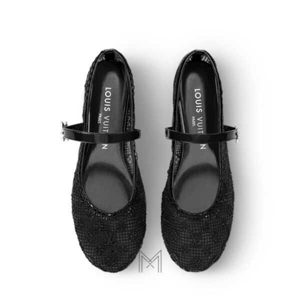 Giày búp bê LV Romy Flat Ballerina màu đen chính hãng MLV8