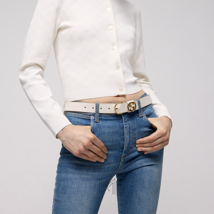 Thắt lưng Gucci dây da trắng mặt khoá tròn GG màu vàng kim loại GTL78 2026 Thắt lưng Gucci dây da trắng mặt khoá tròn GG màu vàng kim loại GTL78 2026
