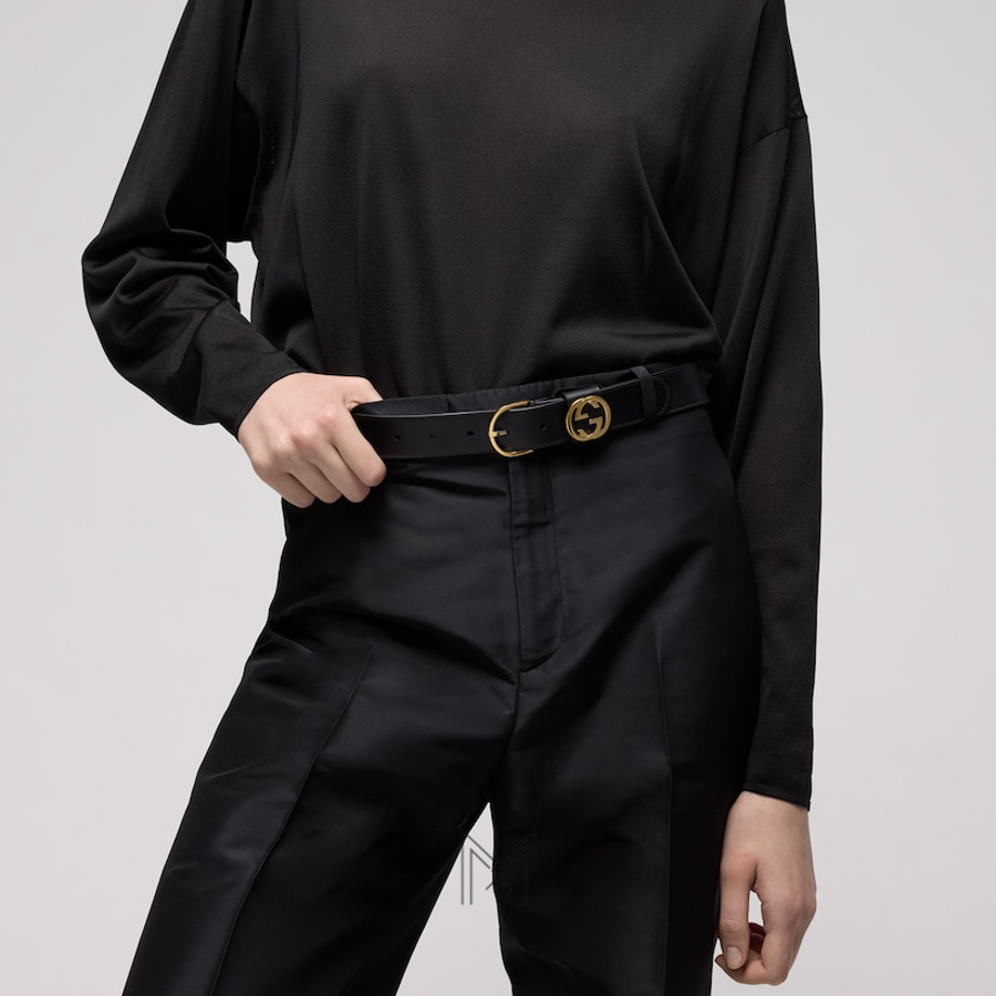 Thắt lưng Gucci dây da màu đen mặt khoá màu vàng chính hãng GTL79 2026 Thắt lưng Gucci dây da màu đen mặt khoá màu vàng chính hãng GTL79 2026