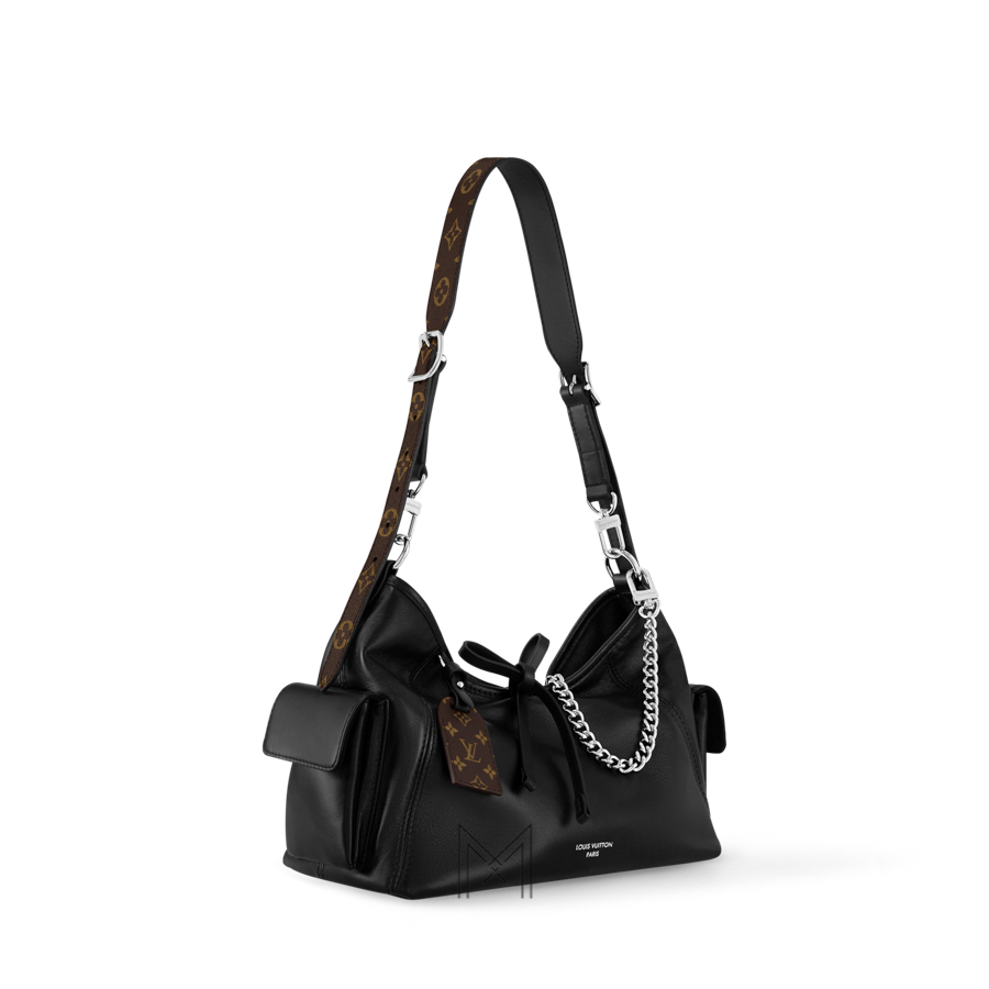 Túi Xách LV CarryAll Cargo Vibe PM Đen Đính Nơ Da Bê Chính Hãng MM211 2026 Túi Xách LV CarryAll Cargo Vibe PM Đen Đính Nơ Da Bê Chính Hãng MM211 2026