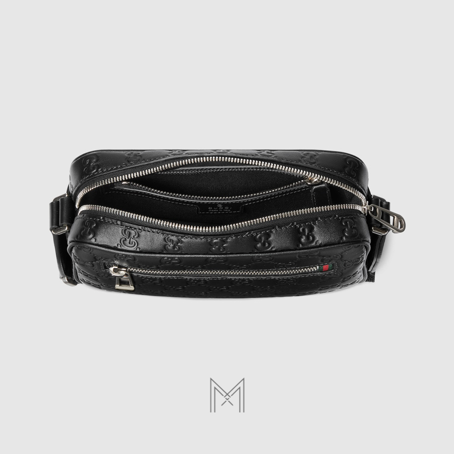 Túi đeo chéo Gucci da màu đen dập nổi GG Supreme authentic TGG46 2026 Túi đeo chéo Gucci da màu đen dập nổi GG Supreme authentic TGG46 2026