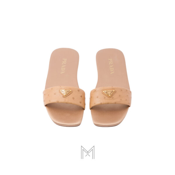 Dép quai ngang Prada Ostrich leather màu nâu pastel chính hãng MHHP014