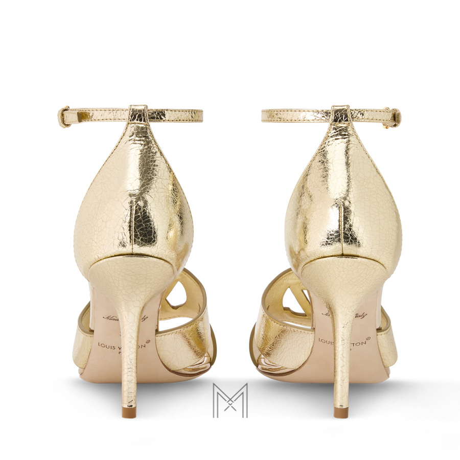 Dép sandals cao gót Louis Vuitton màu vàng ánh kim chính hãng LVD72 2026 Dép sandals cao gót Louis Vuitton màu vàng ánh kim chính hãng LVD72 2026