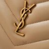 Túi xách đeo chéo YSL Loulou màu be đậm logo vàng authentic MHHY043 2026 Túi xách đeo chéo YSL Loulou màu be đậm logo vàng authentic MHHY043 2026