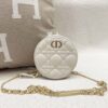 Túi Đeo Chéo Dior Mini Tròn Trắng Da Bê Sần Hàng Hiệu Dr060 2026 Túi Đeo Chéo Dior Mini Tròn Trắng Da Bê Sần Hàng Hiệu Dr060 2026