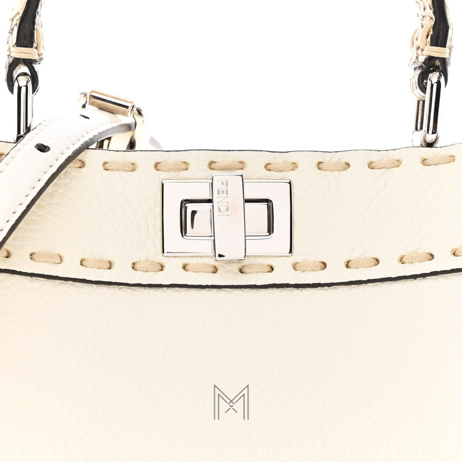 Túi xách FENDI Cuoio Romano Snakeskin Selleria da bê màu trắng authentic TFD4 2026 Túi xách FENDI Cuoio Romano Snakeskin Selleria da bê màu trắng authentic TFD4 2026
