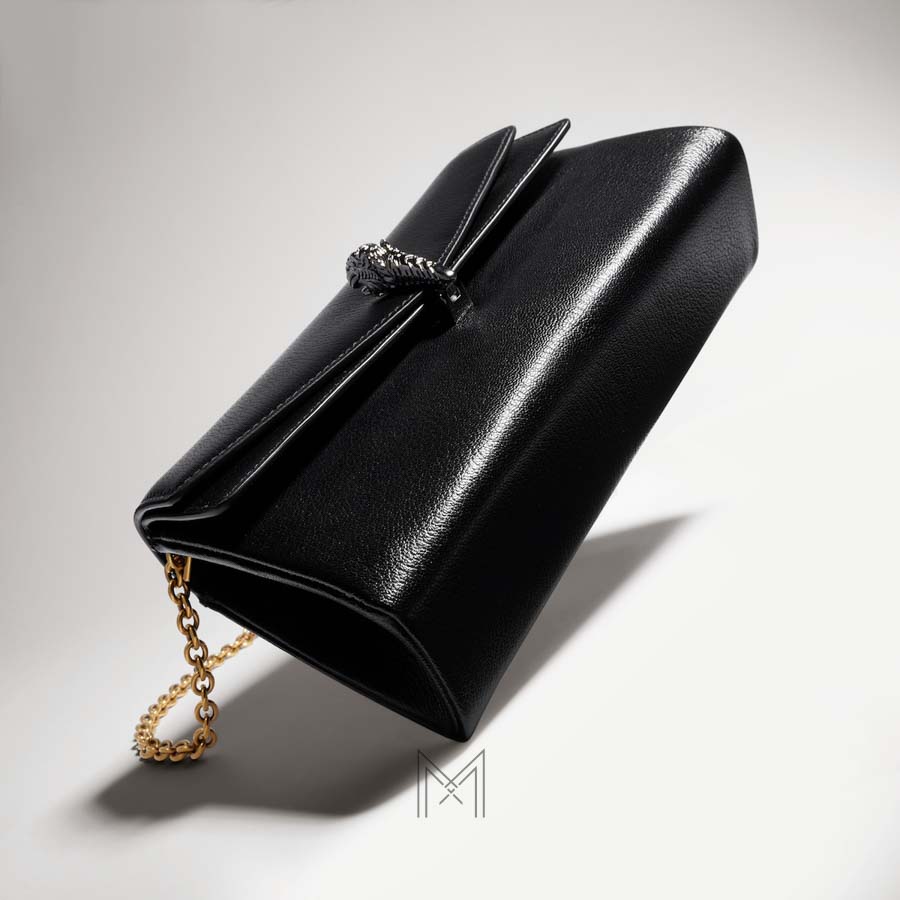 Túi Gucci Dionysus màu đen dây vàng authentic NTG030 2026 Túi Gucci Dionysus màu đen dây vàng authentic NTG030 2026
