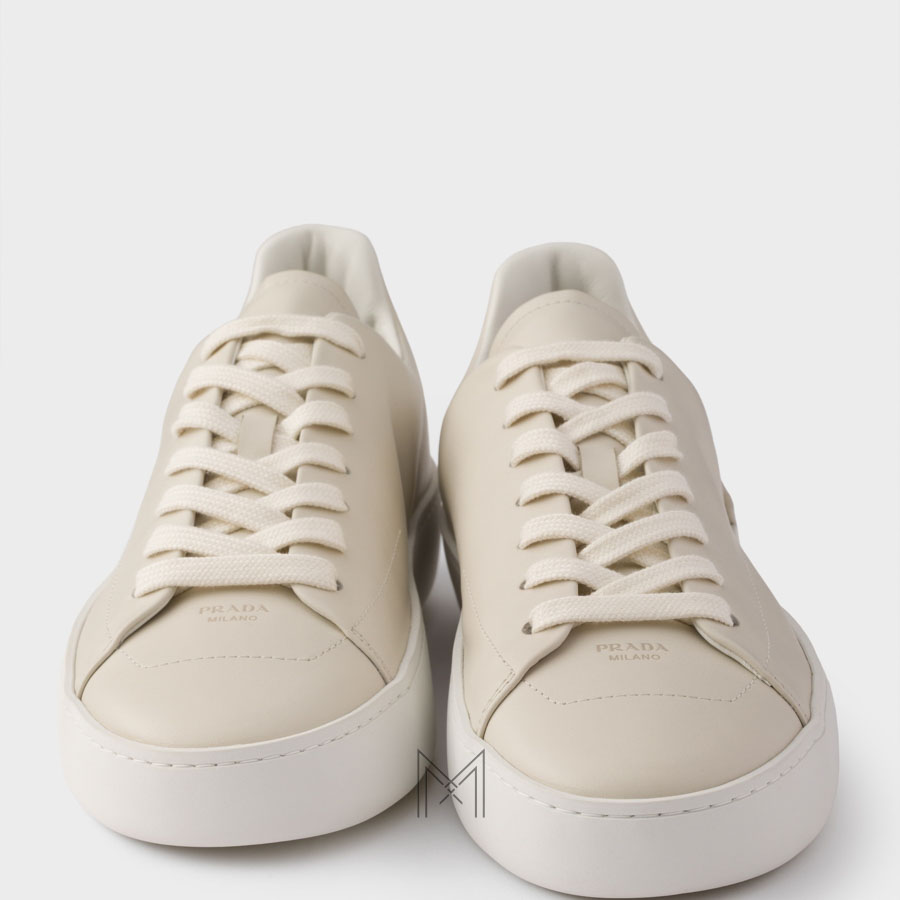Giày thể thao Prada Court Re-Nylon màu be nhạt authentic MHNP085 2026 Giày thể thao Prada Court Re-Nylon màu be nhạt authentic MHNP085 2026