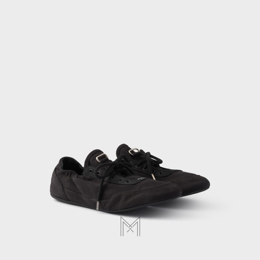 Giày đế bệt Prada Collapse Canvas màu đen chính hãng MHNP120 2026 Giày đế bệt Prada Collapse Canvas màu đen chính hãng MHNP120 2026