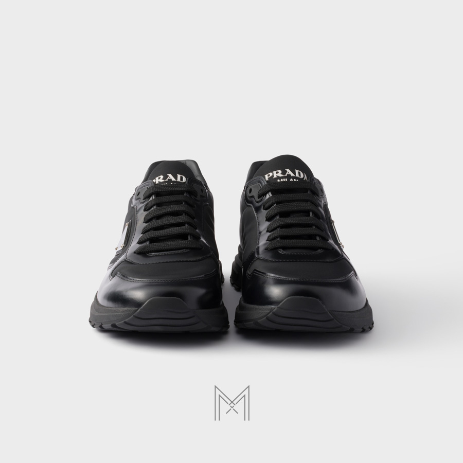 Giày thể thao Prada Prax 01 Re-Nylon and Brushed Leather màu đen authentic MHNP055 2026 Giày thể thao Prada Prax 01 Re-Nylon and Brushed Leather màu đen authentic MHNP055 2026