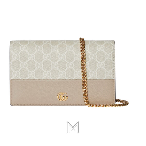 Ví đeo chéo Gucci màu be hoạ tiết monogram logo GG kim loại màu vàng MVG80