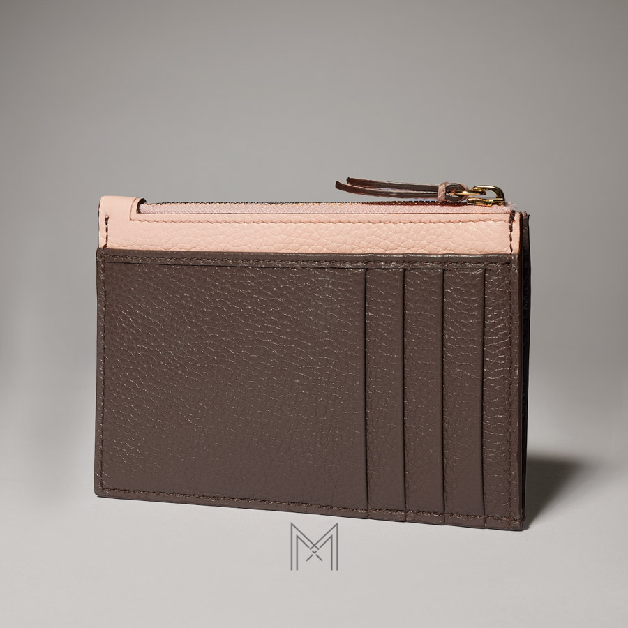 Ví Gucci màu nâu phối hồng da sần chính hãng MVG101 2026 Ví Gucci màu nâu phối hồng da sần chính hãng MVG101 2026
