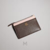 Ví Gucci màu nâu phối hồng da sần chính hãng MVG101 2026 Ví Gucci màu nâu phối hồng da sần chính hãng MVG101 2026