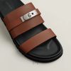 Dép quai ngang Hermes Jackson màu nâu hàng hiệu MGH049 2026 Dép quai ngang Hermes Jackson màu nâu hàng hiệu MGH049 2026