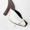 Dép cao gót Versace Sassi Patent Clogs 105mm màu trắng MDV56 2026 Dép cao gót Versace Sassi Patent Clogs 105mm màu trắng MDV56 2026