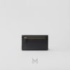 Túi đeo chéo Prada màu đen dây xích vàng hàng hiệu authentic MHTP061 2026 Túi đeo chéo Prada màu đen dây xích vàng hàng hiệu authentic MHTP061 2026