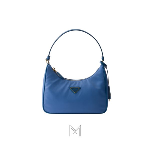 Túi kẹp nách Prada Re-Edition 2005 màu xanh dương logo vàng chính hãng MHTP021