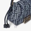 Túi xách mini Fendi Baguette Mamma màu xanh hoạ tiết FF MHH027 2026 Túi xách mini Fendi Baguette Mamma màu xanh hoạ tiết FF MHH027 2026