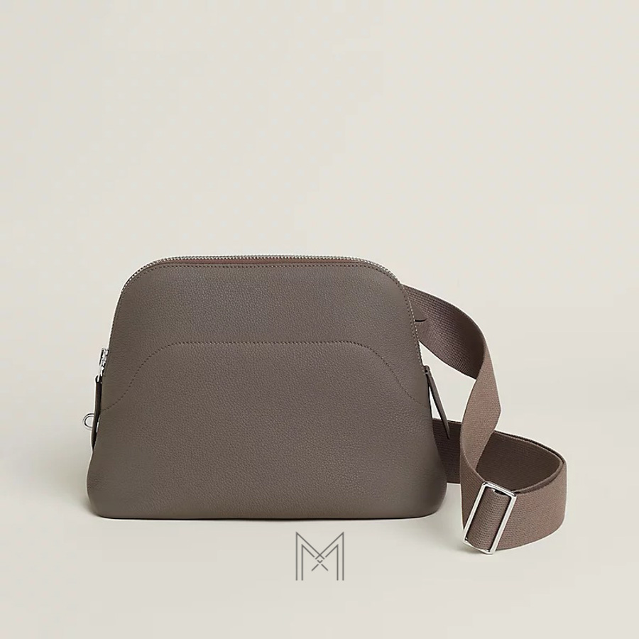 Túi đeo chéo Hermes Bolide Messenger màu nâu chính hãng MTH090 2026 Túi đeo chéo Hermes Bolide Messenger màu nâu chính hãng MTH090 2026