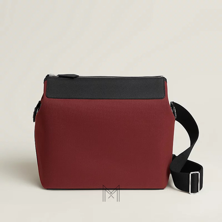 Túi đeo chéo Hermes R.M.S 12H màu đỏ quai đen chính hãng MTH069 2026 Túi đeo chéo Hermes R.M.S 12H màu đỏ quai đen chính hãng MTH069 2026