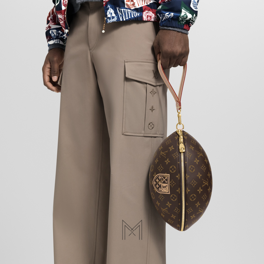 Túi Xách Nam LV Rugby Clutch Nâu Monogram Chính Hãng VLV117 2026 Túi Xách Nam LV Rugby Clutch Nâu Monogram Chính Hãng VLV117 2026