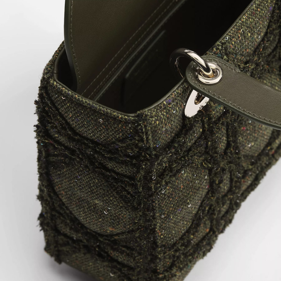 Túi Xách Đeo Chéo Small Lady Dior Bag with Strap Khaki Multicolor Cannage Tweed Embroidered with Sequins JTT116 2026 Túi Xách Đeo Chéo Small Lady Dior Bag with Strap Khaki Multicolor Cannage Tweed Embroidered with Sequins JTT116 2026