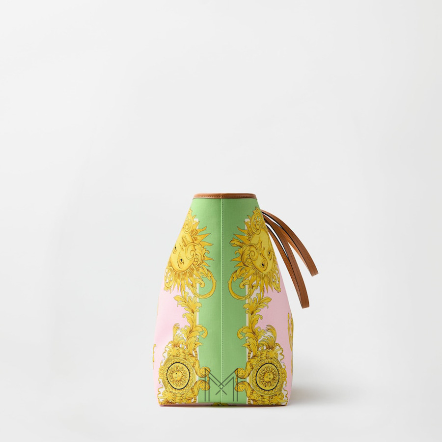 Túi xách Versace canvas tote hoạ tiết Vivian chính hãng MTV124 2026 Túi xách Versace canvas tote hoạ tiết Vivian chính hãng MTV124 2026