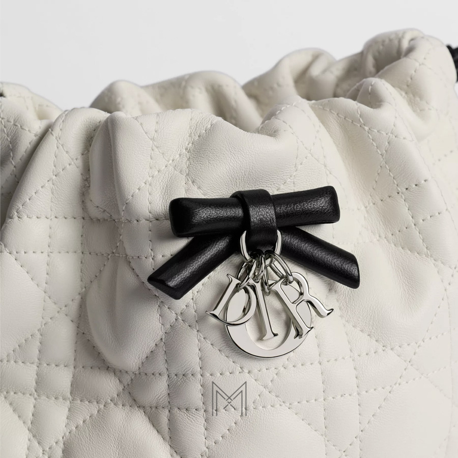 Túi Đeo Chéo Dior Adiorable Mini Bucket Bag Two-Tone Latte And Black Cannage Lambskin JTT133 2026 Túi Đeo Chéo Dior Adiorable Mini Bucket Bag Two-Tone Latte And Black Cannage Lambskin JTT133 2026