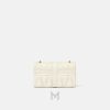 Túi xách Versace màu trắng kem da Nappa chần bông authentic MTV061 2026 Túi xách Versace màu trắng kem da Nappa chần bông authentic MTV061 2026