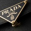 Túi xách đeo chéo Prada authentic màu đen da hạt MHTP239 2026 Túi xách đeo chéo Prada authentic màu đen da hạt MHTP239 2026