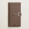 Ví dài Hermes Bearn màu nâu da sần hàng hiệu MVH45 2026 Ví dài Hermes Bearn màu nâu da sần hàng hiệu MVH45 2026