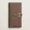 Ví dài Hermes Bearn màu nâu etoupe da sần chính hãng MVH48 2026 Ví dài Hermes Bearn màu nâu etoupe da sần chính hãng MVH48 2026
