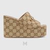 Dép Gucci cao gót đế xuồng màu be họa tiết da lộn chính hãng MHDG026 2026