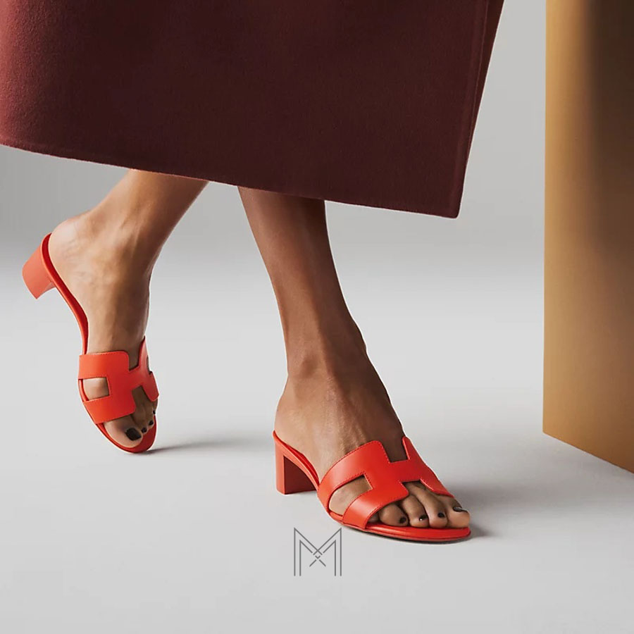 Dép cao gót Hermes nữ chính hãng màu đỏ tươi da trơn MHHH126 2026 Dép cao gót Hermes nữ chính hãng màu đỏ tươi da trơn MHHH126 2026