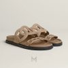 Dép quai ngang Hermes Extra chính hãng màu be MHHH154 2026 Dép quai ngang Hermes Extra chính hãng màu be MHHH154 2026