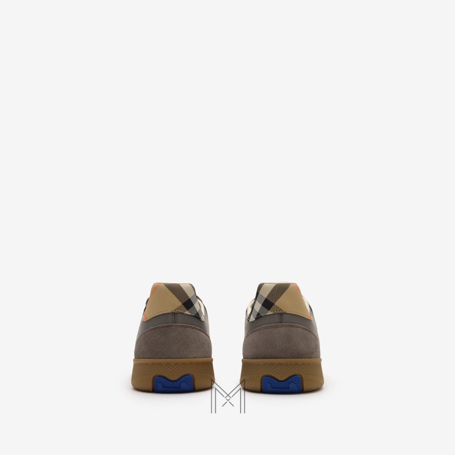 Giày thể thao thấp cổ Burberry màu xám tro phối nâu chính hãng MHGB019 2026 Giày thể thao thấp cổ Burberry màu xám tro phối nâu chính hãng MHGB019 2026
