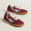 Sneaker Hermes Jet màu đỏ mận chữ H trắng chính hãng MHGH030 2026