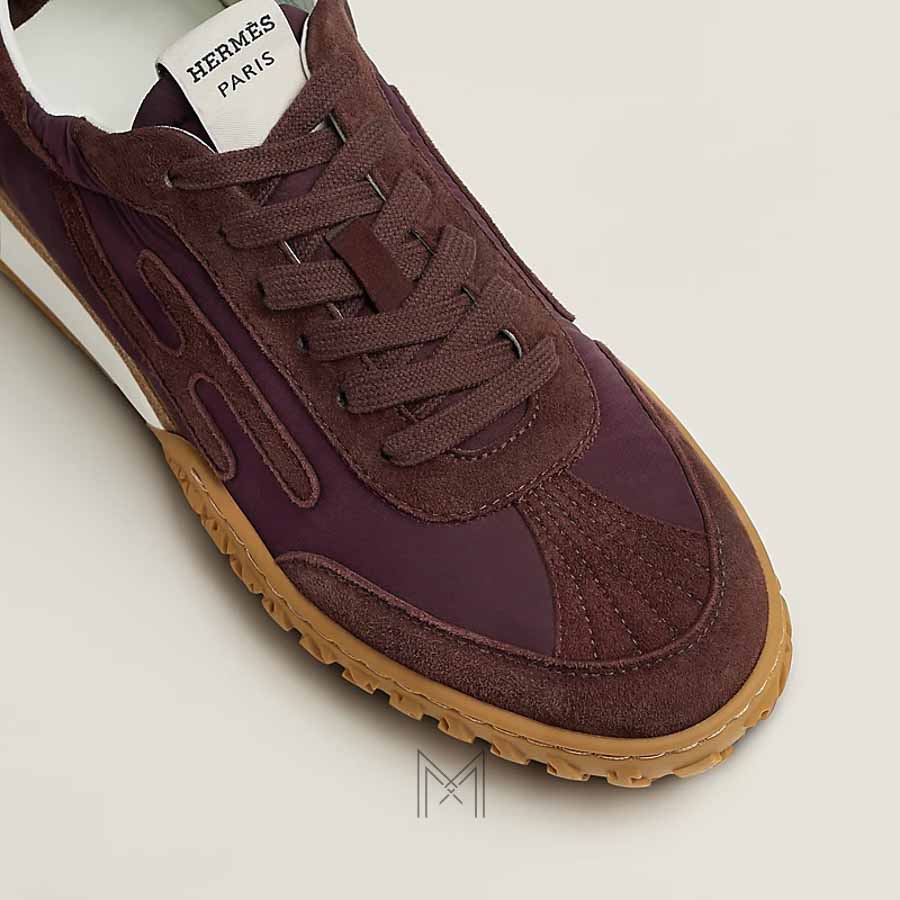 Sneaker Hermes Jet màu đỏ mận phối da lộn chính hãng MHGH031 2026 Sneaker Hermes Jet màu đỏ mận phối da lộn chính hãng MHGH031 2026
