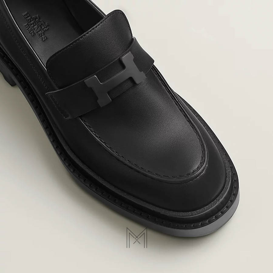 Giày loafer Hermes Louvre authentic màu đen MHGH113 2026 Giày loafer Hermes Louvre authentic màu đen MHGH113 2026