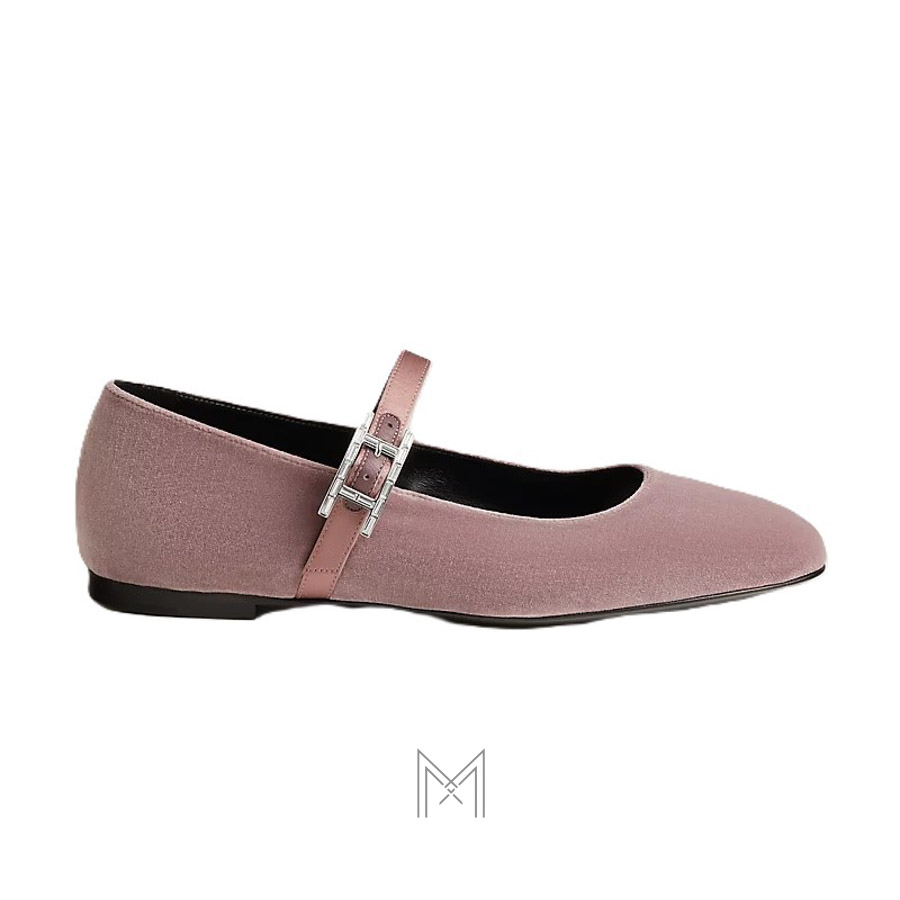 Giày búp bê Hermes màu hồng da lộn chính hãng MHGH053 2026 Giày búp bê Hermes màu hồng da lộn chính hãng MHGH053 2026