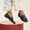 Giày loafer nữ Hermes hàng hiệu chính hãng màu đen MHGH056 2026