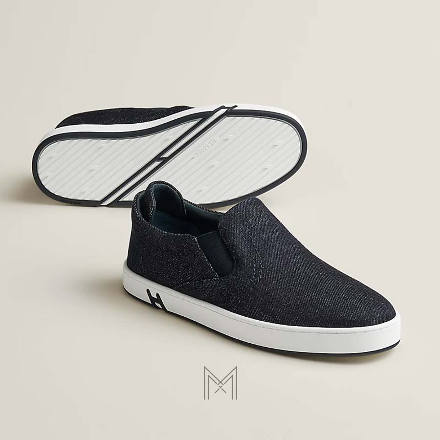 Slip-on Hermes Lucky chính hãng màu đen MHGH124 2026 Slip-on Hermes Lucky chính hãng màu đen MHGH124 2026