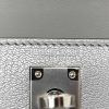Túi xách đeo chéo Hermes Metallic Chevre Chamkilight Kelly Sellier 20 MTH28 2026