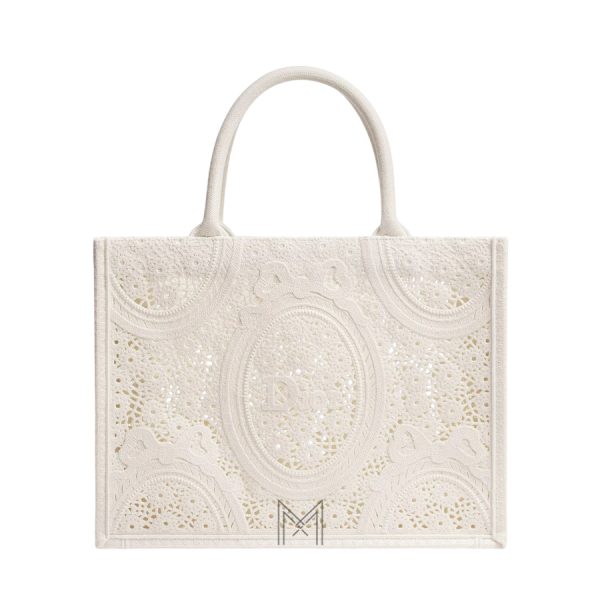 Túi Xách Medium Dior Book Tote Latte Embroidered Crochet JJT273