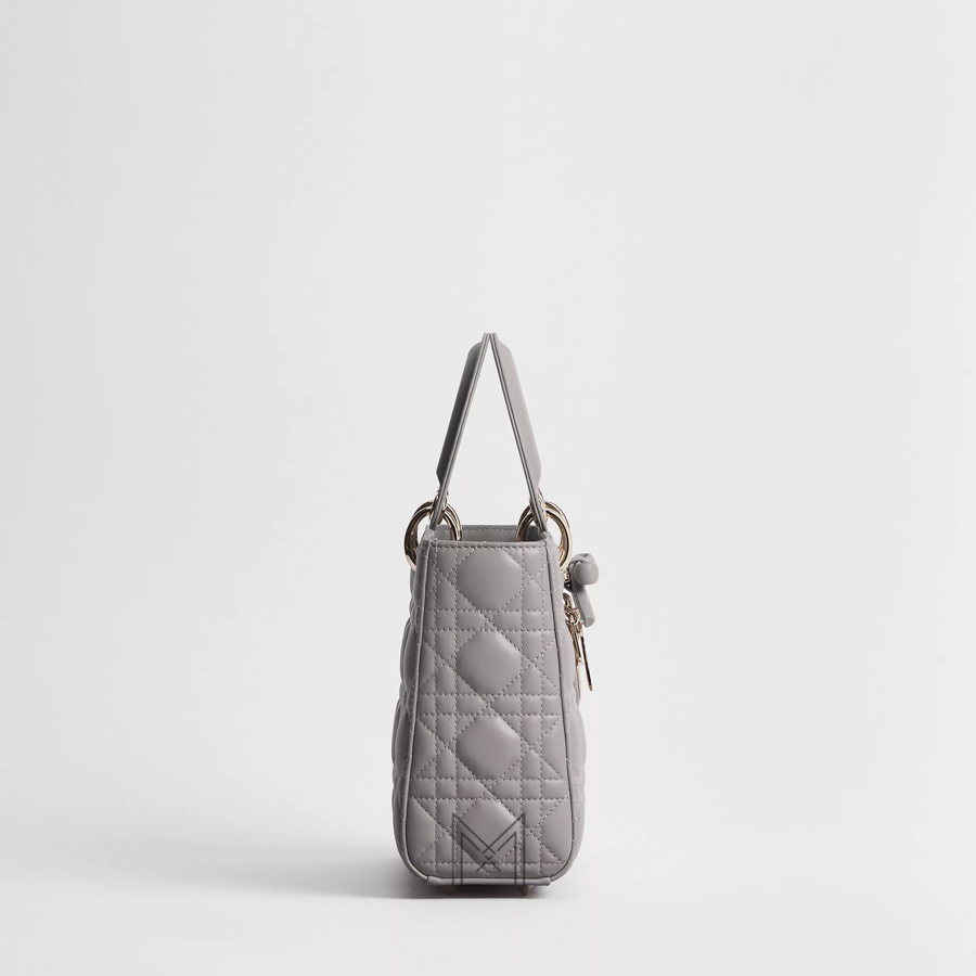 Túi Xách Small Lady Dior Bag with Strap Trianon Gray Cannage Lambskin JTT120 2026 Túi Xách Small Lady Dior Bag with Strap Trianon Gray Cannage Lambskin JTT120 2026